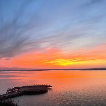 アパート Lake Home
